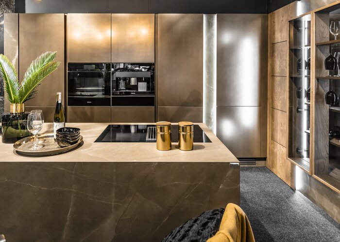 © STRAZYNSKI Studio